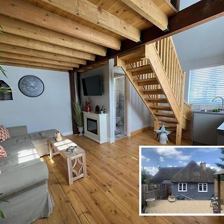 The Shack - Thatched Self Contained Annex Collingbourne Ducis Extérieur photo