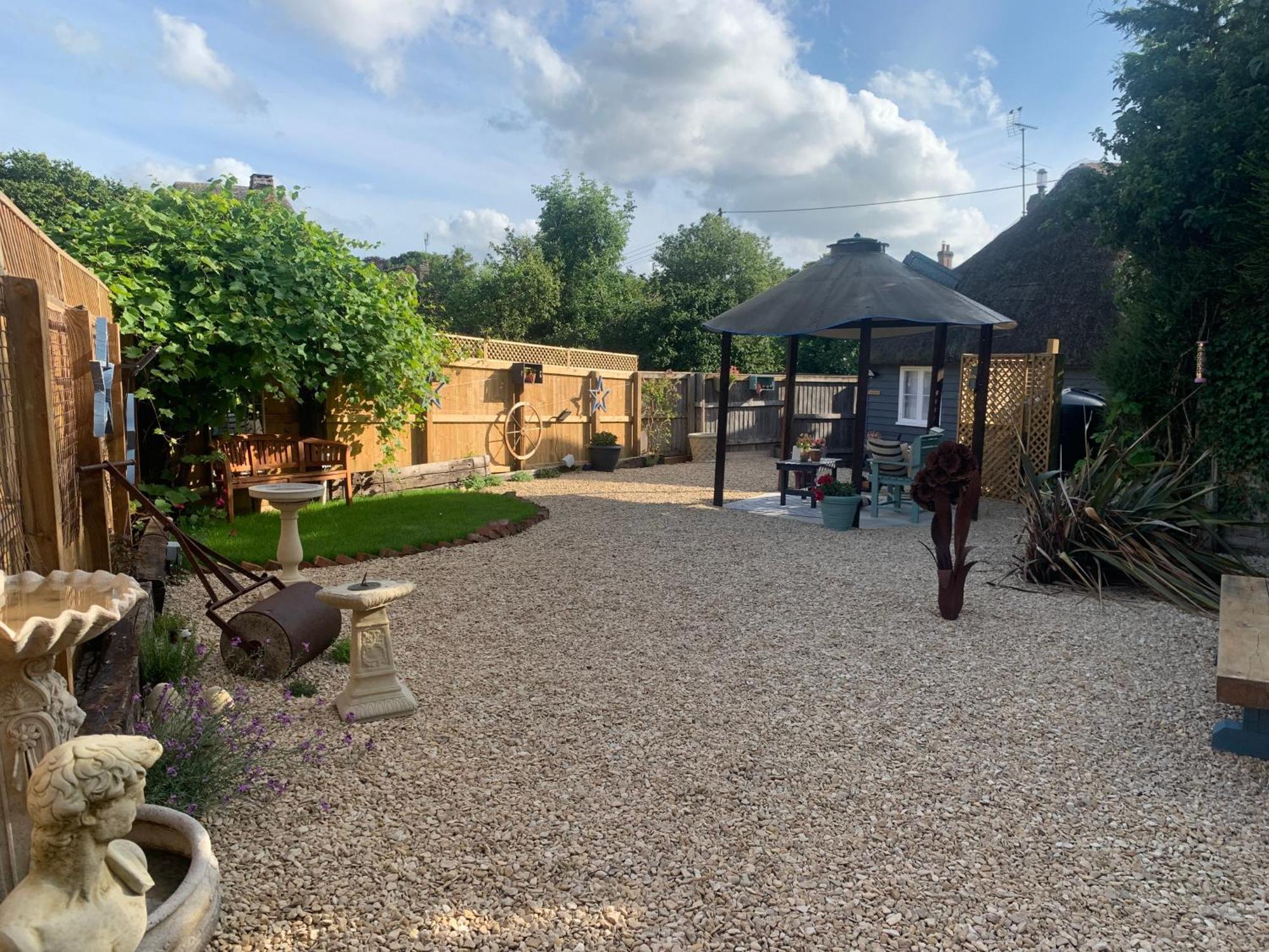 The Shack - Thatched Self Contained Annex Collingbourne Ducis Extérieur photo